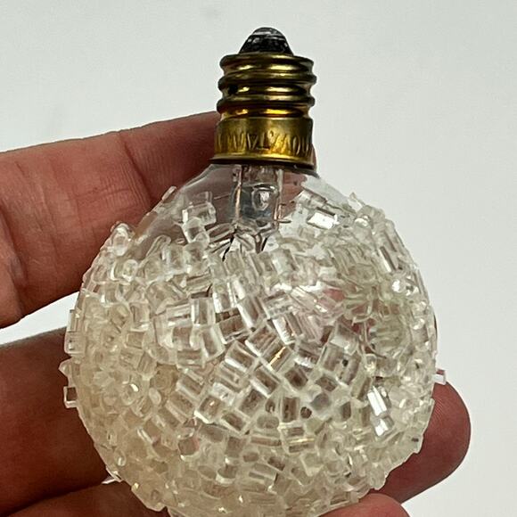 GE Ice Frosted Sugar Round Light Bulbs Set of 6 White Clear C7 Untested - Picture 2 of 4